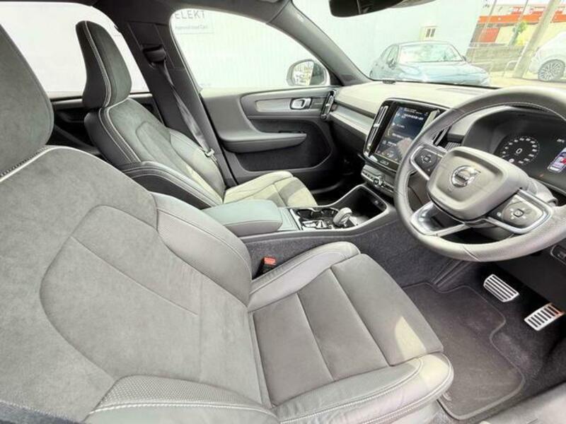 XC40