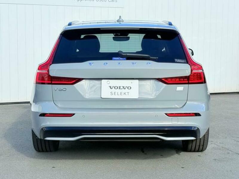 V60