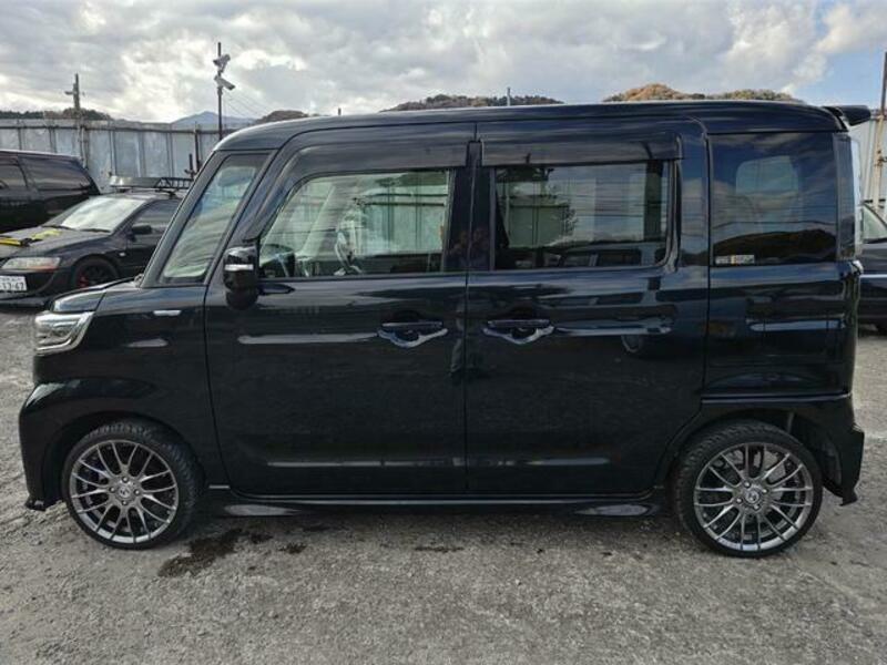 SPACIA CUSTOM