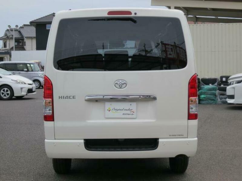 HIACE VAN