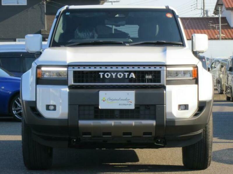 LAND CRUISER 250