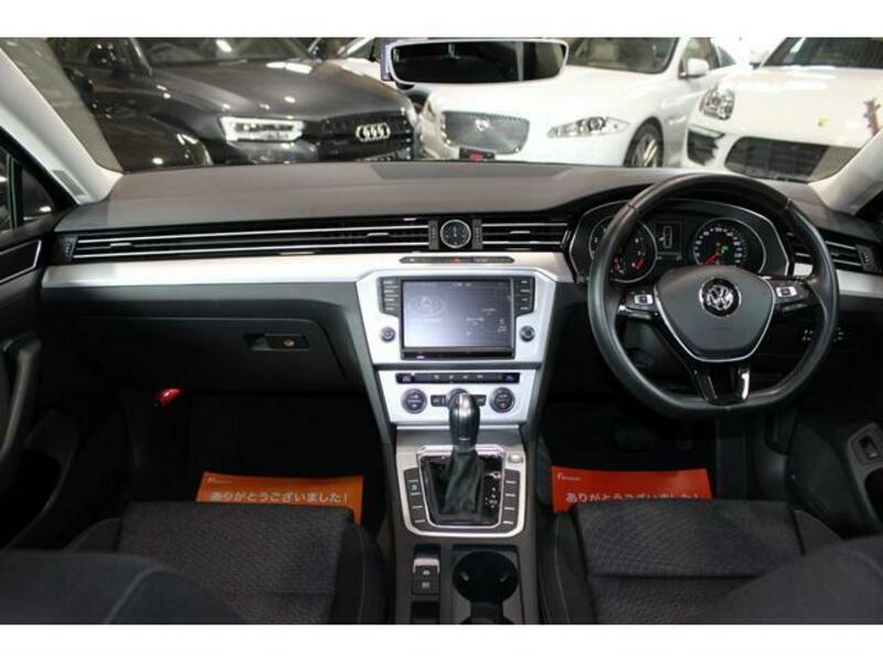 PASSAT VARIANT