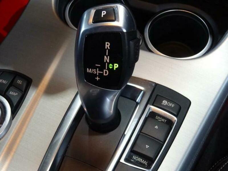 X3