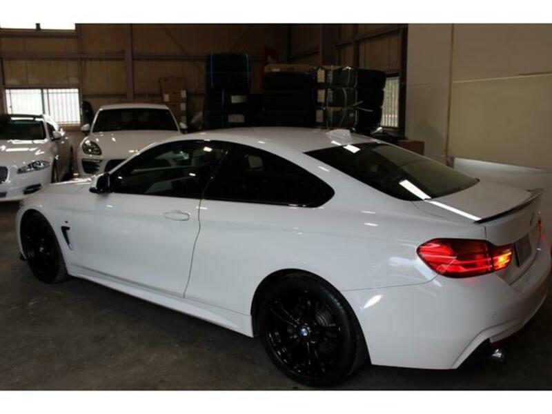 4 SERIES
