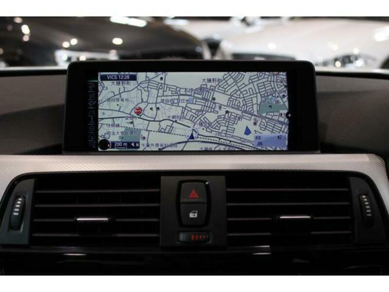 4 SERIES