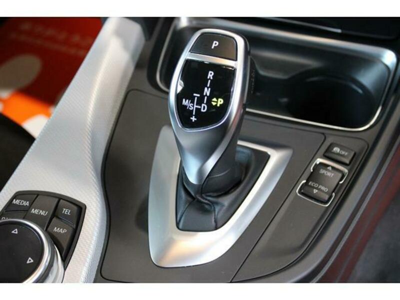 4 SERIES