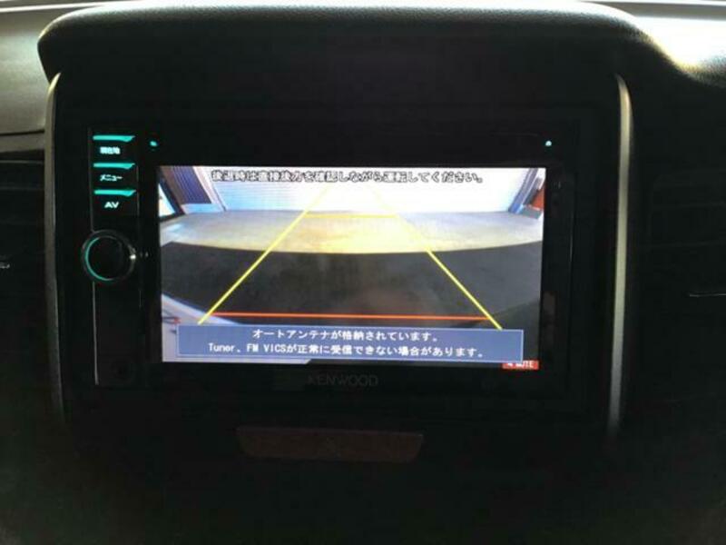 N BOX