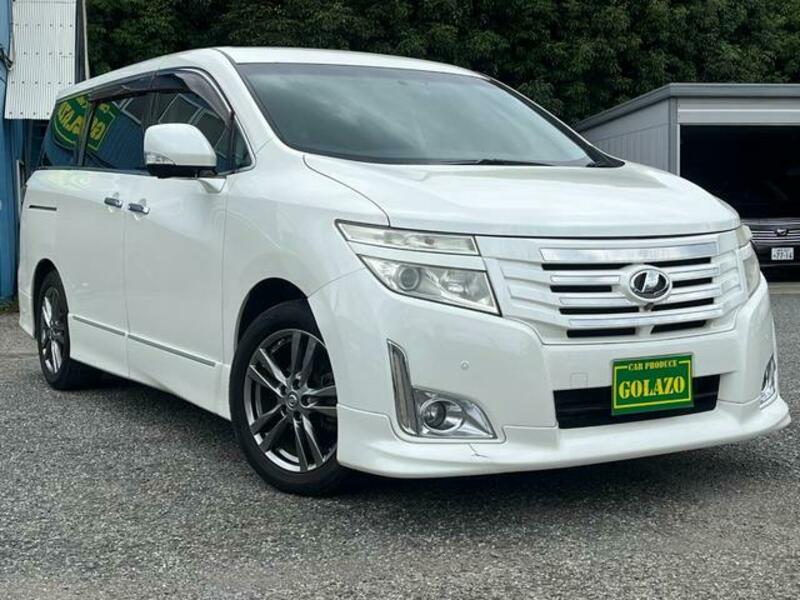 NISSAN ELGRAND