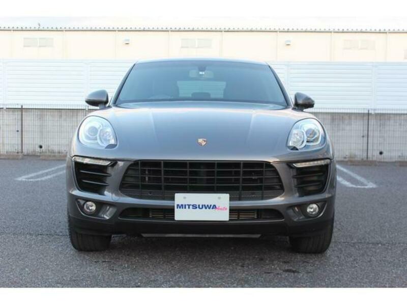 MACAN