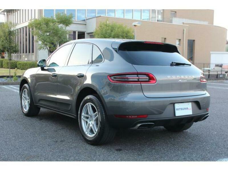 MACAN
