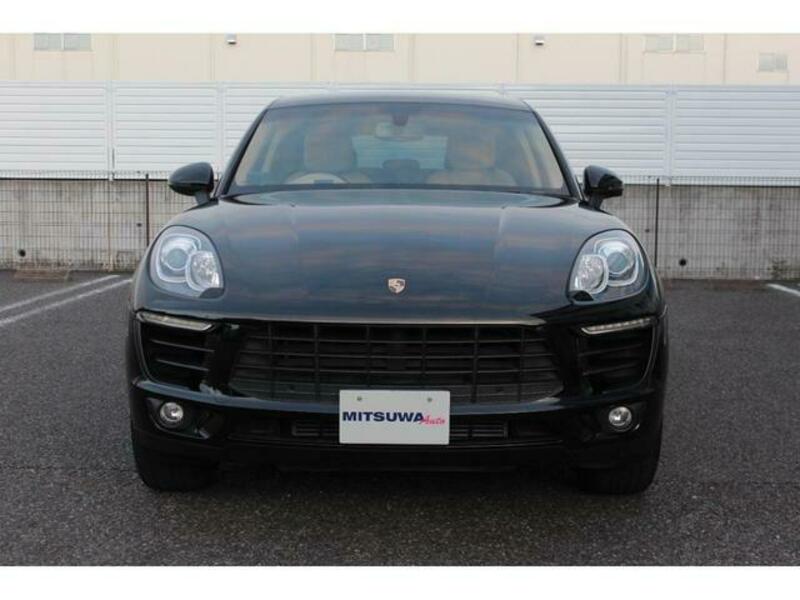 MACAN