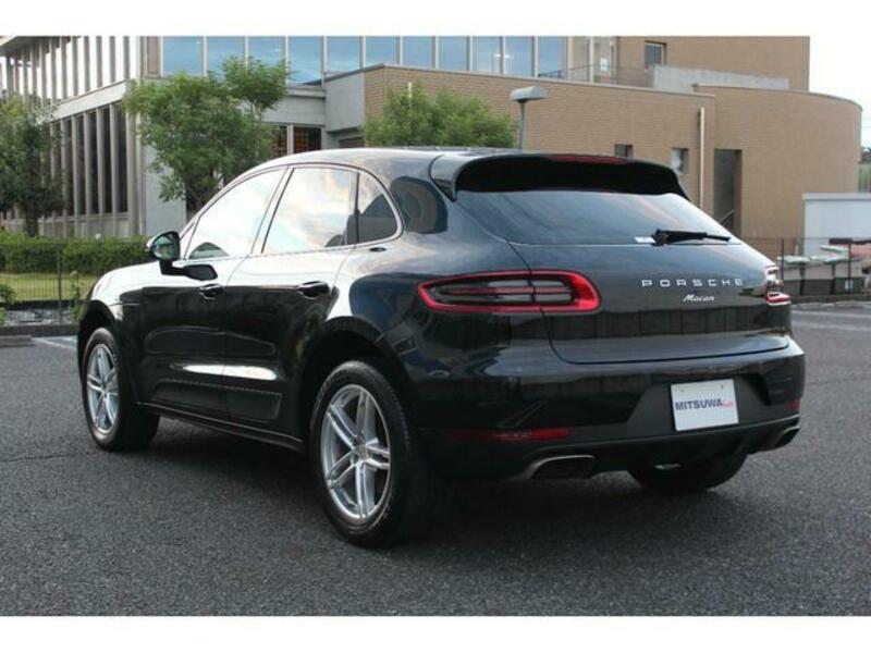 MACAN