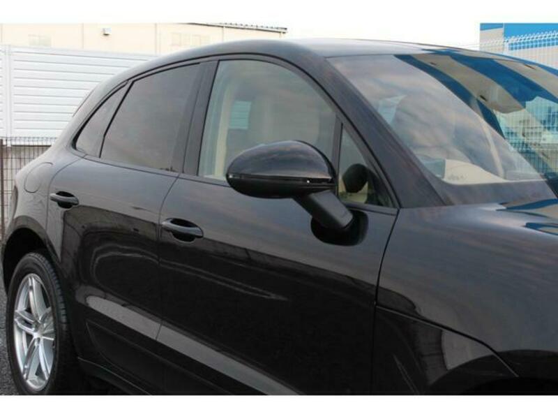 MACAN