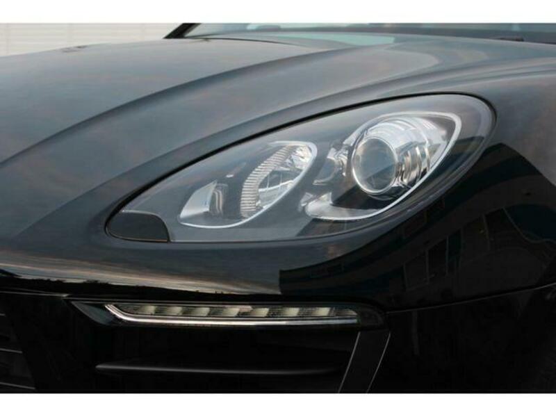 MACAN