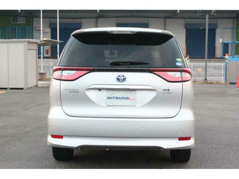 ESTIMA HYBRID