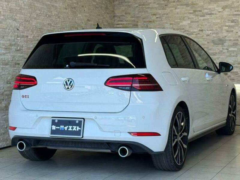 GOLF GTI