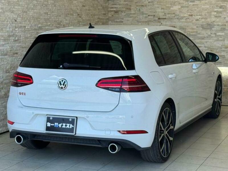 GOLF GTI