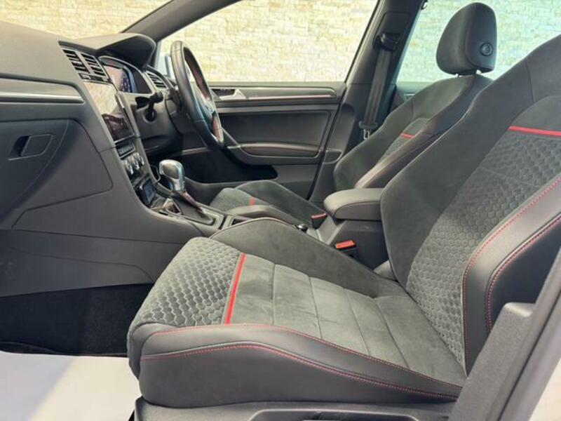 GOLF GTI