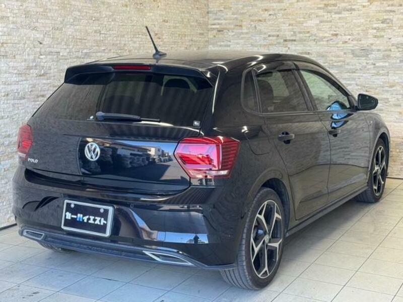 POLO