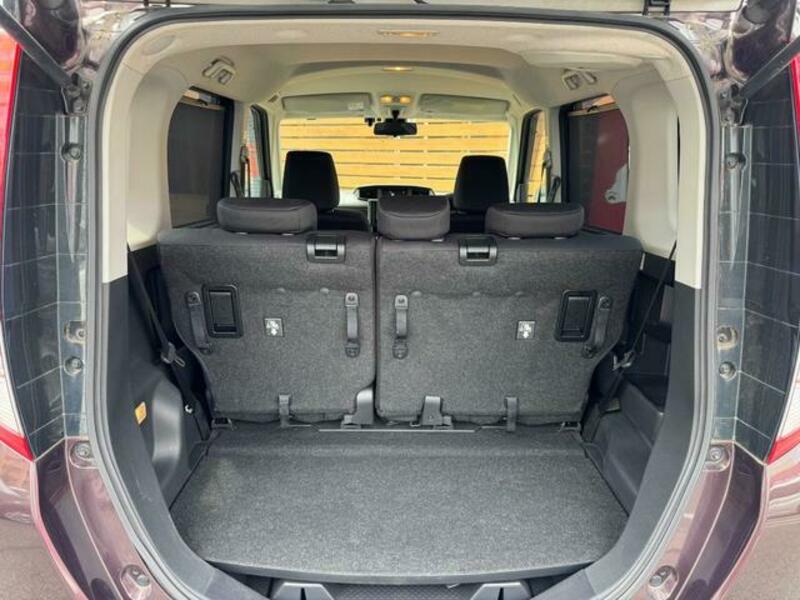 ROOMY