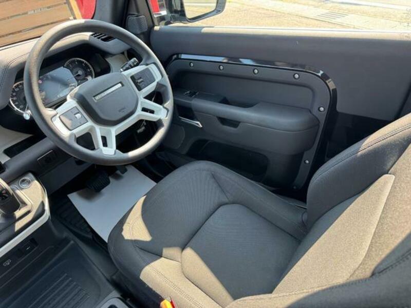 DEFENDER