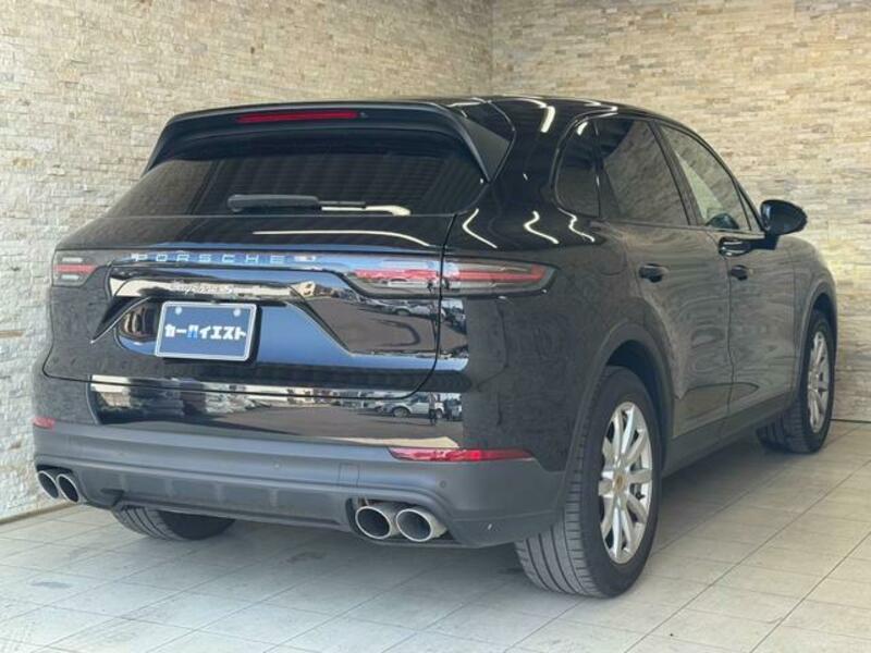 CAYENNE