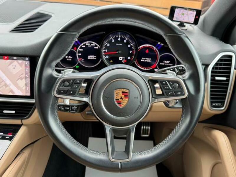 CAYENNE