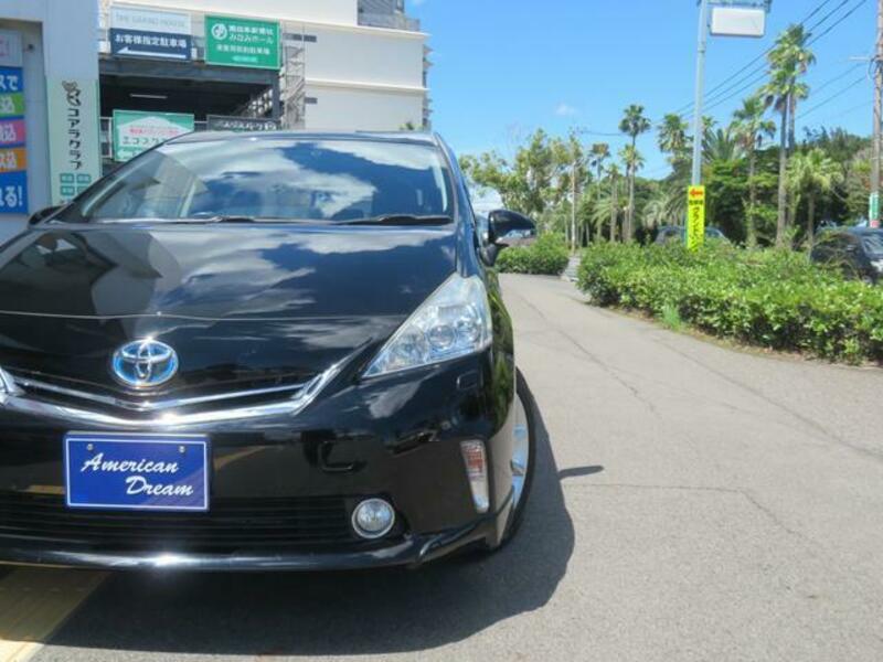 PRIUS ALPHA