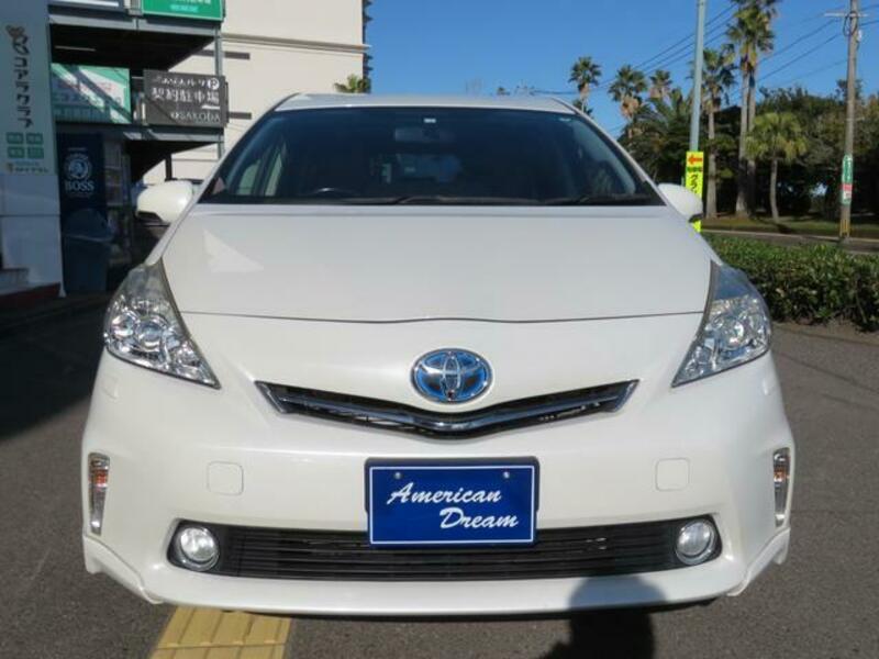 PRIUS ALPHA