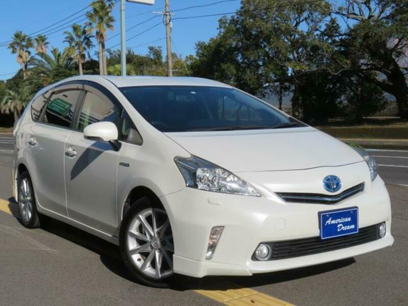 PRIUS ALPHA