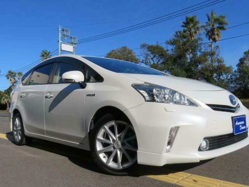 PRIUS ALPHA