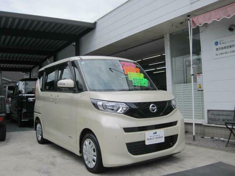 NISSAN ROOX