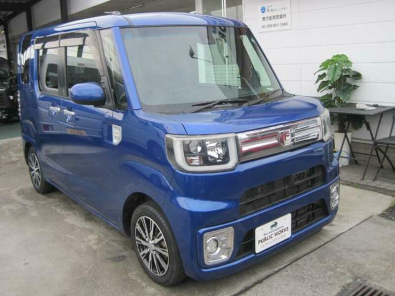 DAIHATSU WAKE
