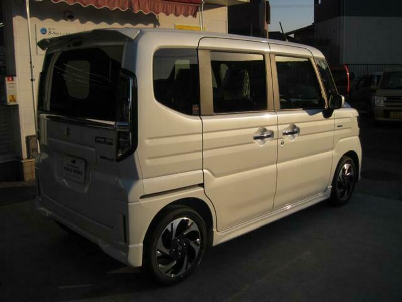 SPACIA CUSTOM