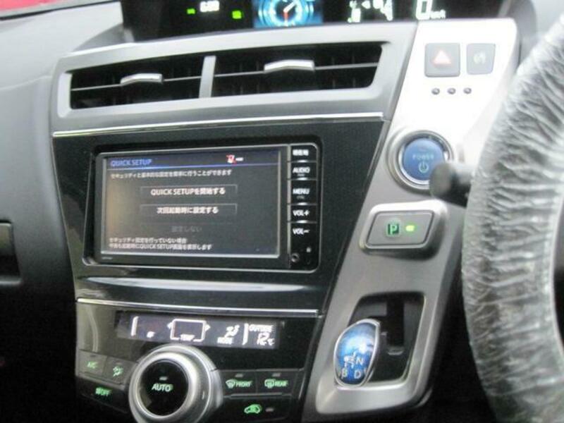 PRIUS ALPHA