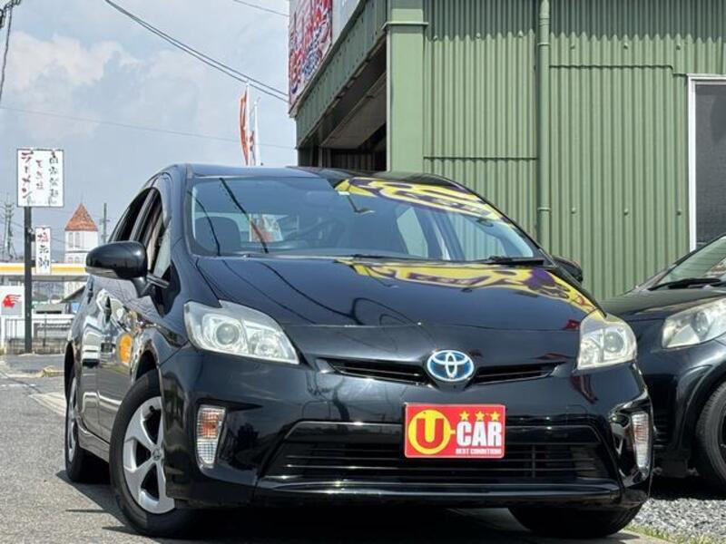 TOYOTA PRIUS