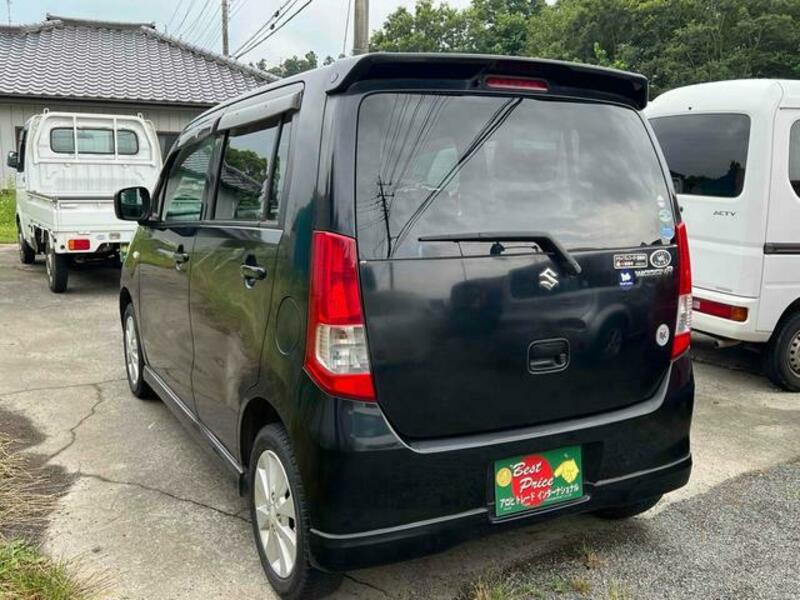 WAGON R