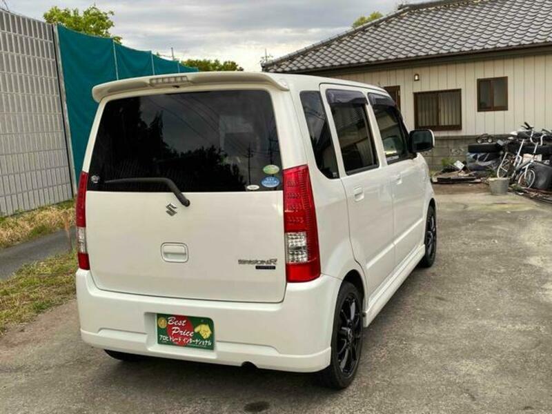 WAGON R