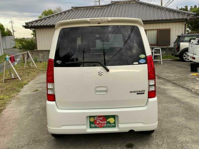 WAGON R