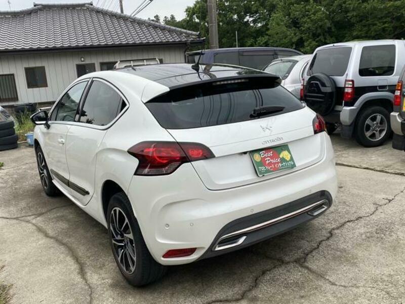 DS4