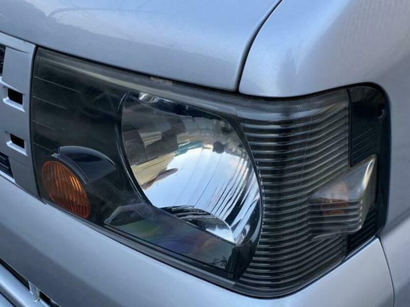 MINICAB VAN