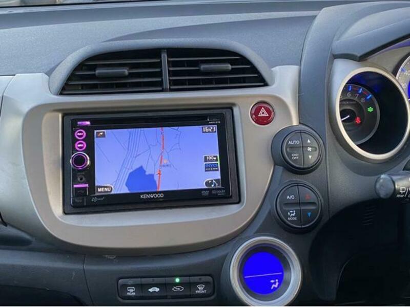 FIT HYBRID