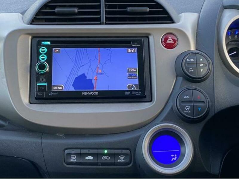 FIT HYBRID