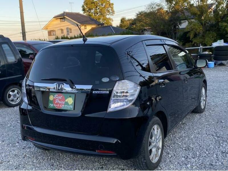 FIT HYBRID