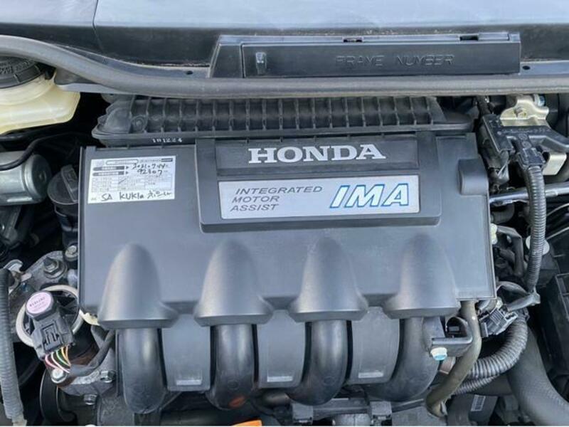 FIT HYBRID