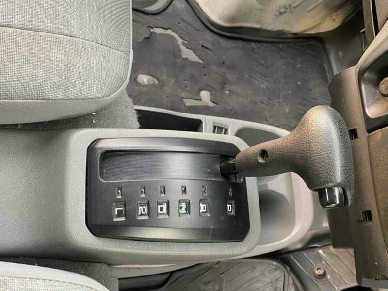 MINICAB VAN