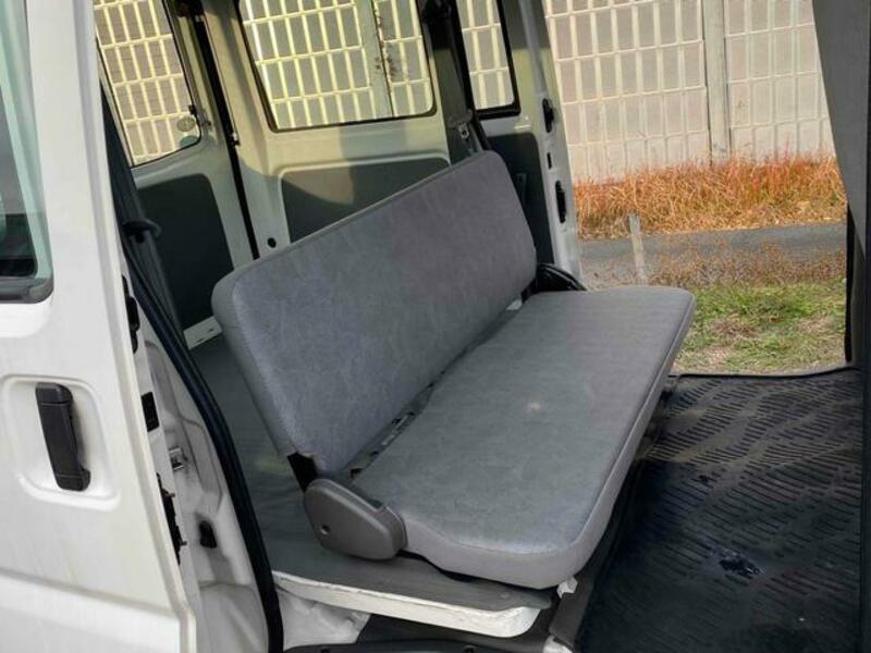 MINICAB VAN