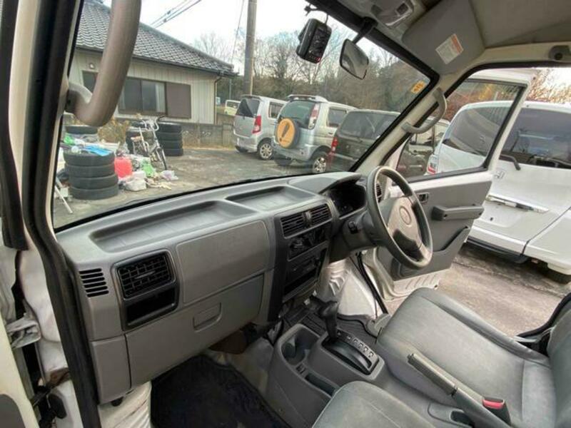 MINICAB VAN