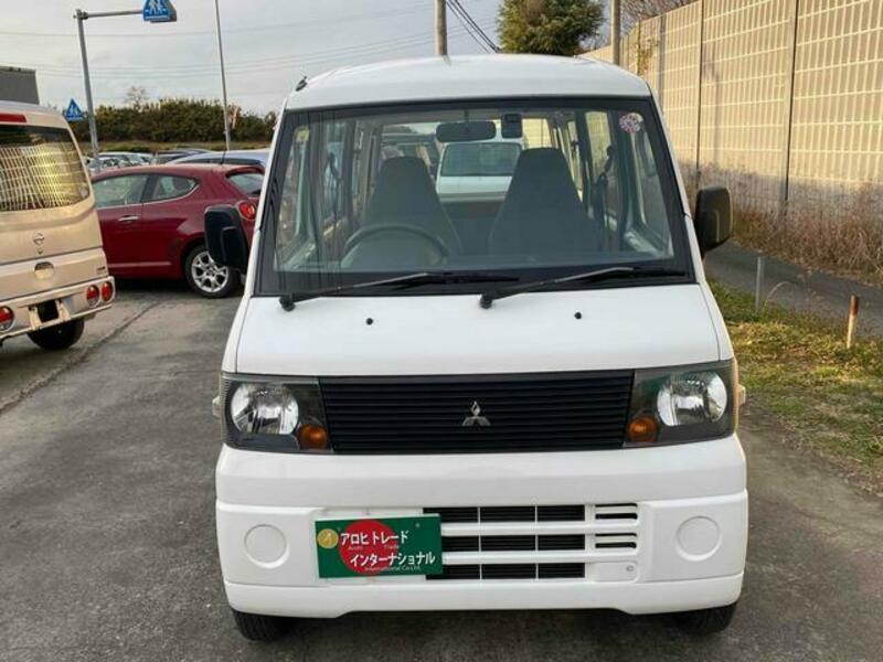 MINICAB VAN
