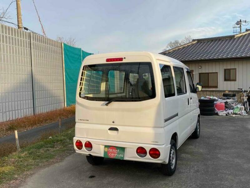 MINICAB VAN